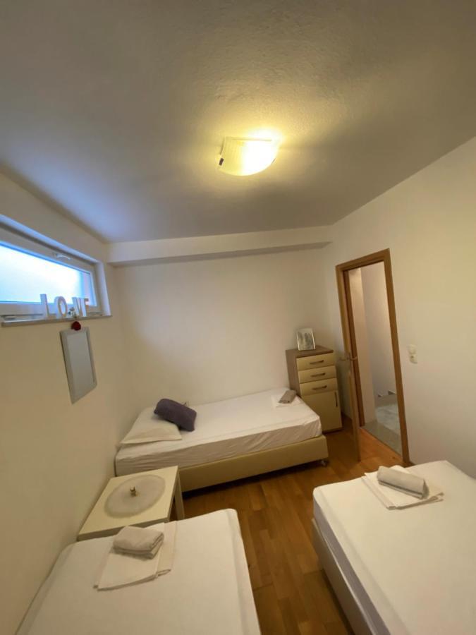 Zara 2 Apartment Baska Voda