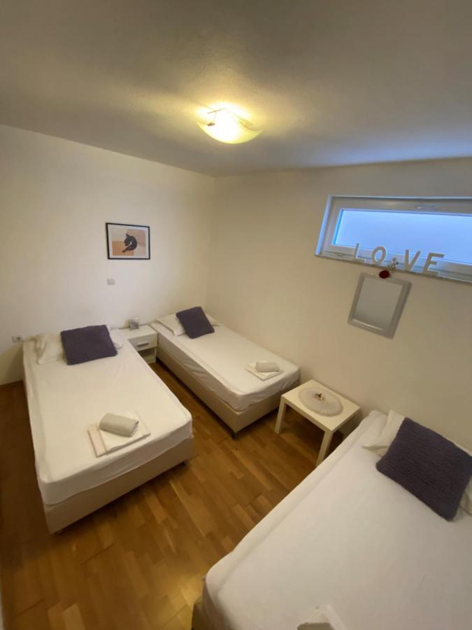 Apartment Zara 2 *